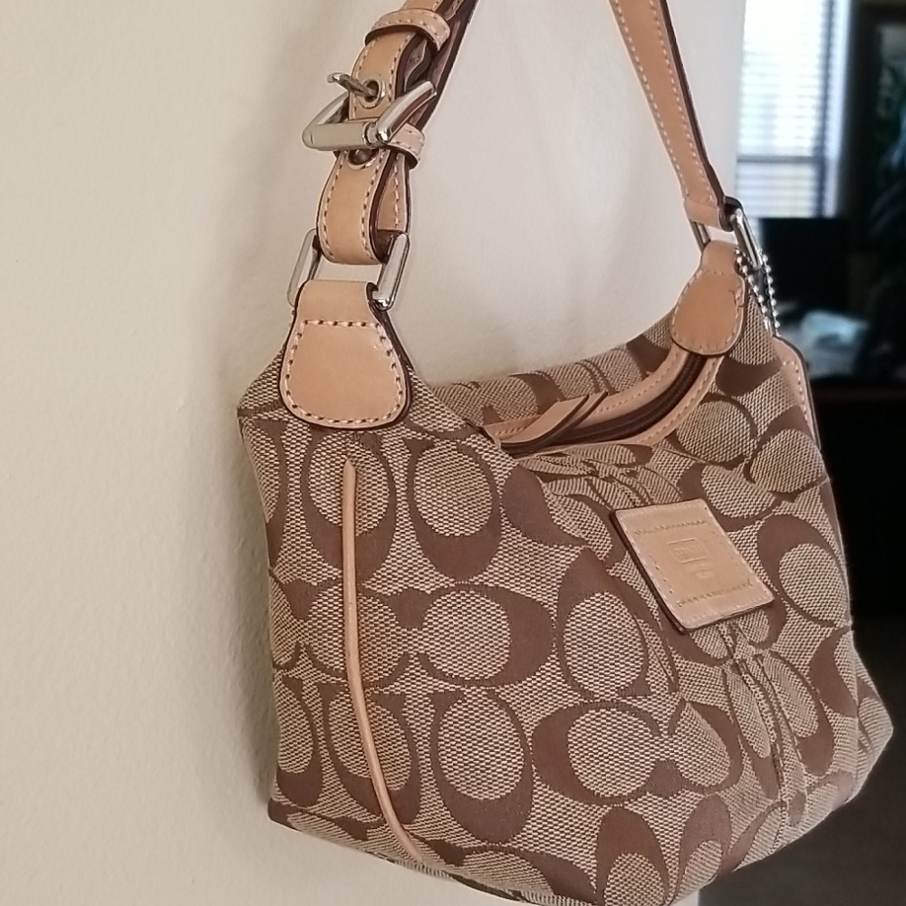 Coach Signature Purse - Picture 3 of 5